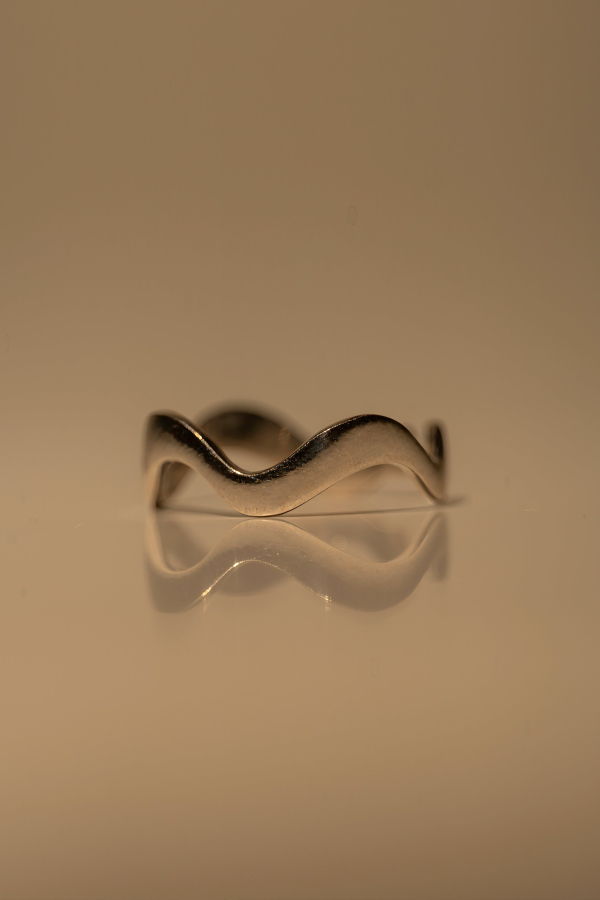 Milk & Rose Wavy Adjustable Ring