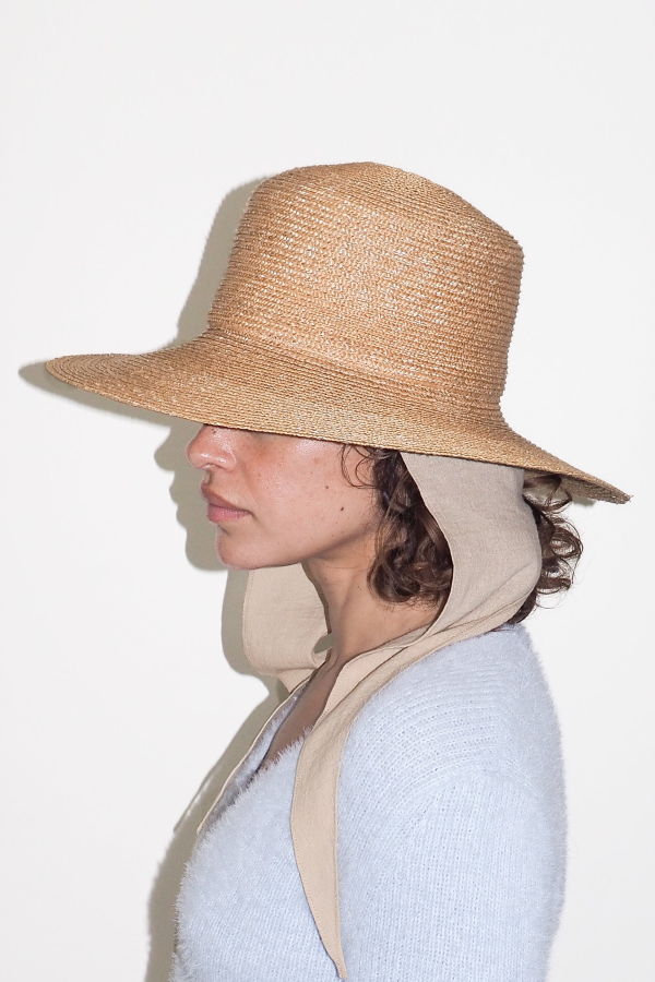 Clyde Medium Brim Flat Top Hat Straw w. Neck Shade - Sand 