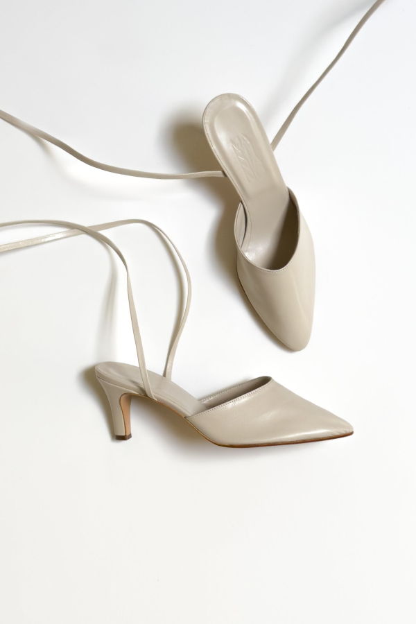 Kamperett Martiniano Party Sandal - Porcelain