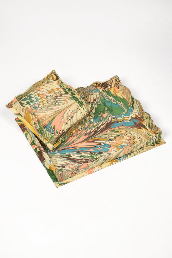 Inner Child Nesting Scalloped Hand-Marbled Trays - Flatiron Feathers