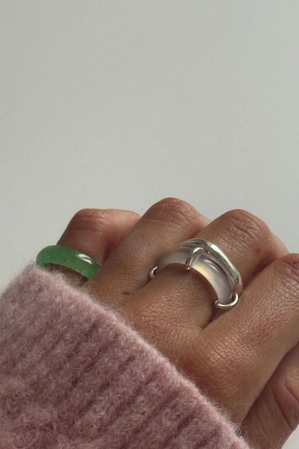 seree Cove White Jade Stone Sculpted Ring