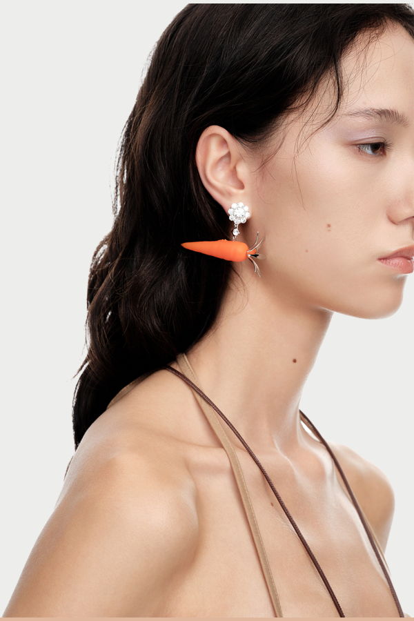 YVMIN Carrot Gemstone Earring (Pair)