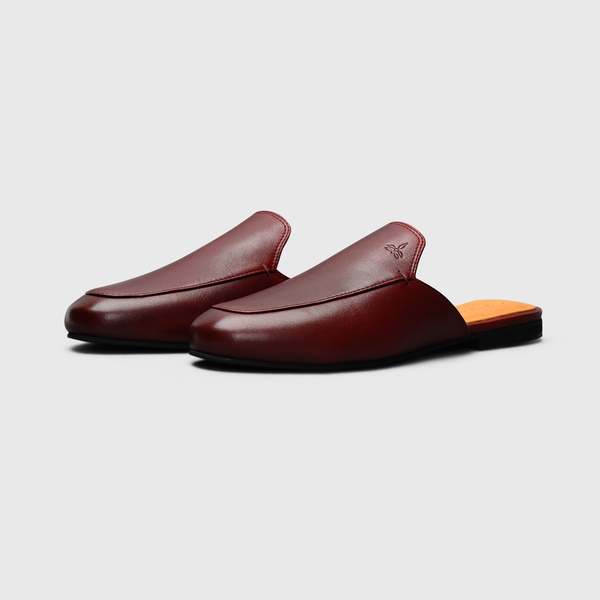 Chappal in Burgundy Chappal in Burgundy
