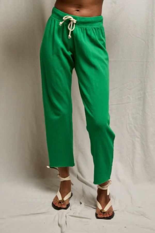 PERFECTWHITETEE Jamaica Fleece Drawstring Cropped Sweatpant - Grass