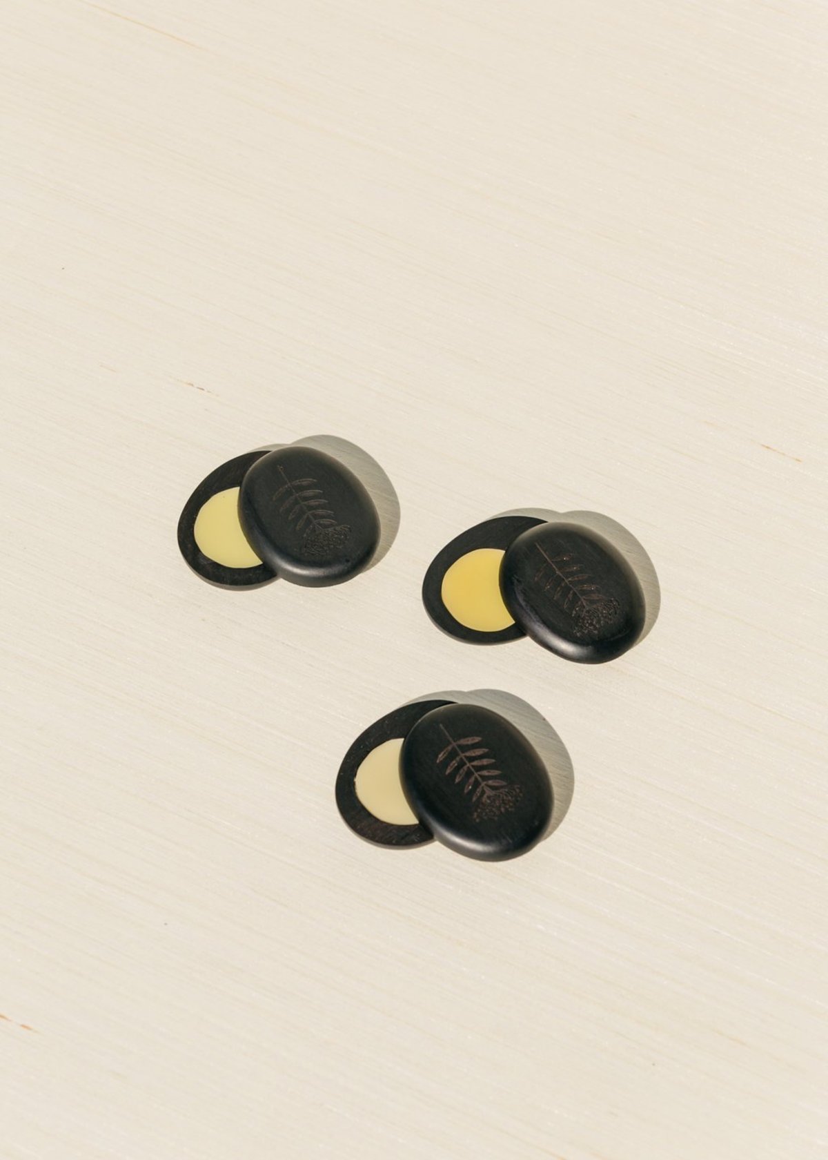 Frazer Parum Namibia Solid Perfume - Image 2 of 3