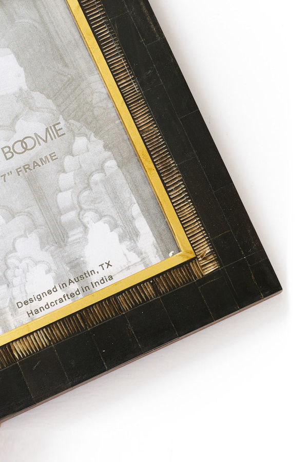 Matr Boomie Andhera Picture Frame - Black