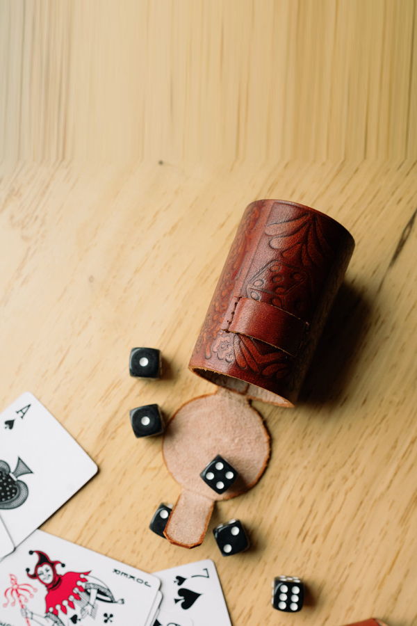 Matr Boomie Leather Dice Cup Set - 6 Dice
