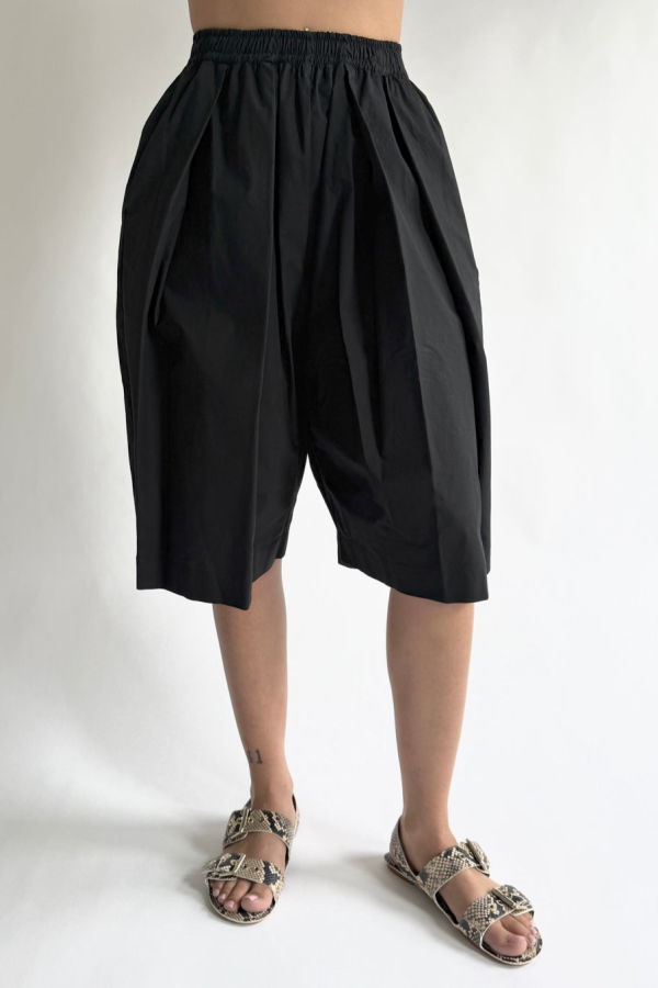 Modern Weaving Boxy Pleat Bermuda Short