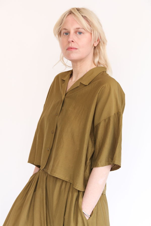 Black Crane Cropped Shirt