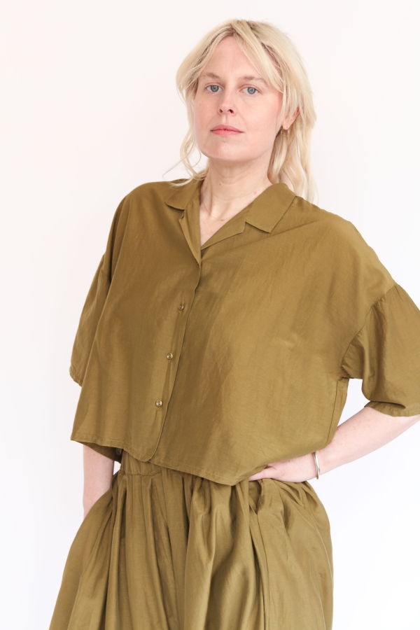 Black Crane Cropped Shirt