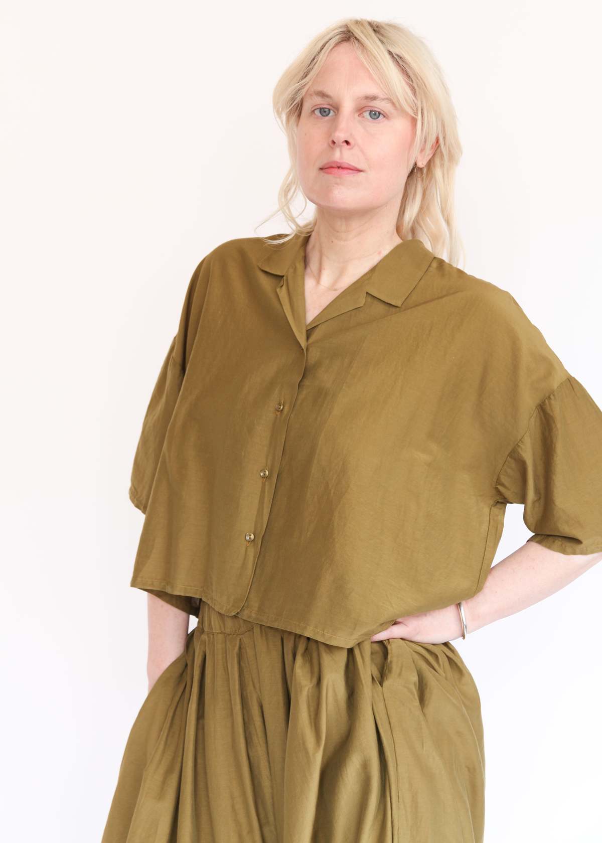 Black Crane Cropped Shirt - Image 2 of 7