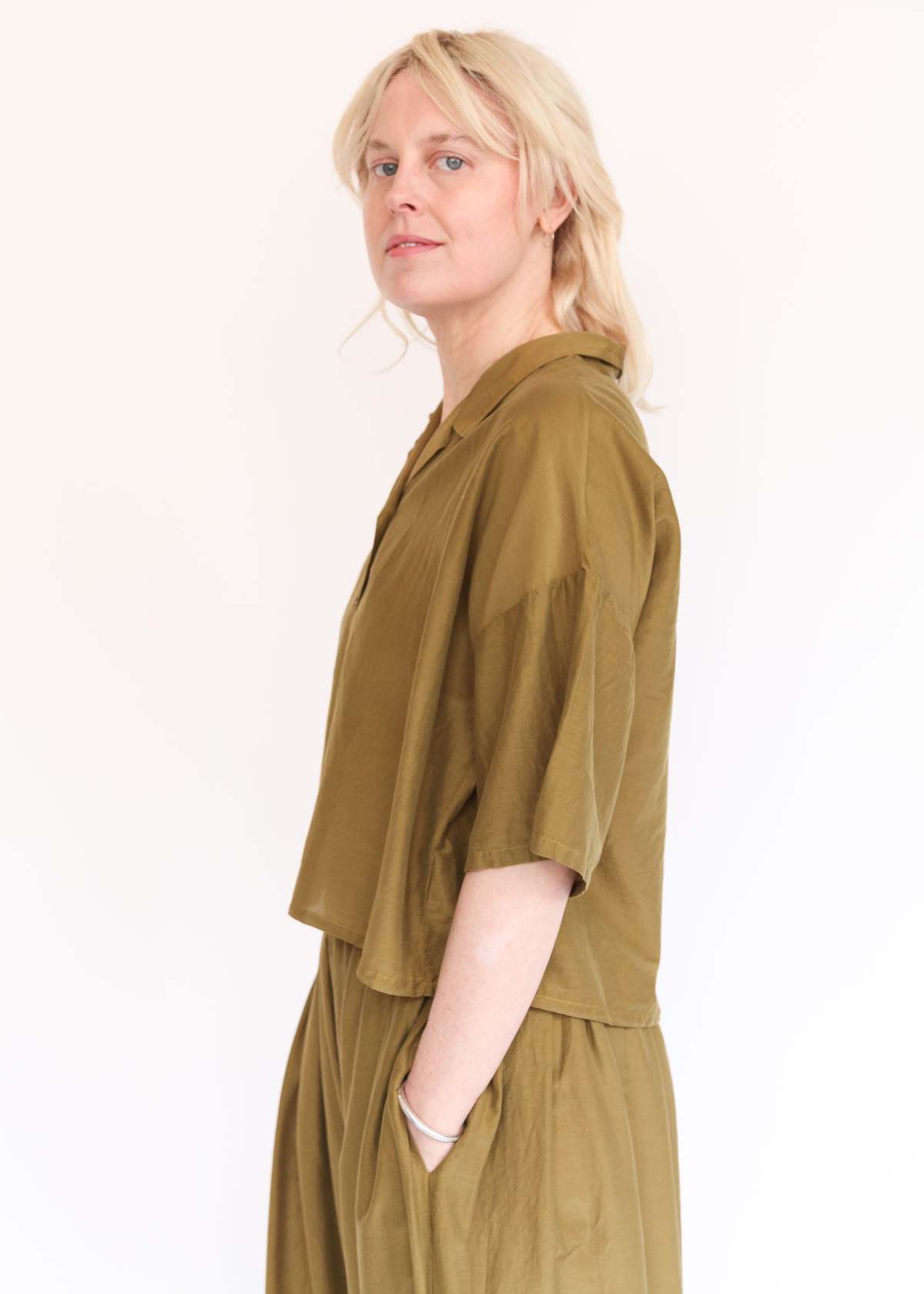 Black Crane Cropped Shirt - Image 6 of 7