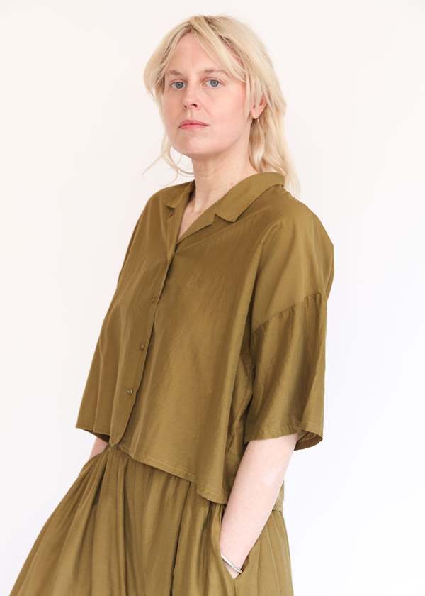 Black Crane Cropped Shirt