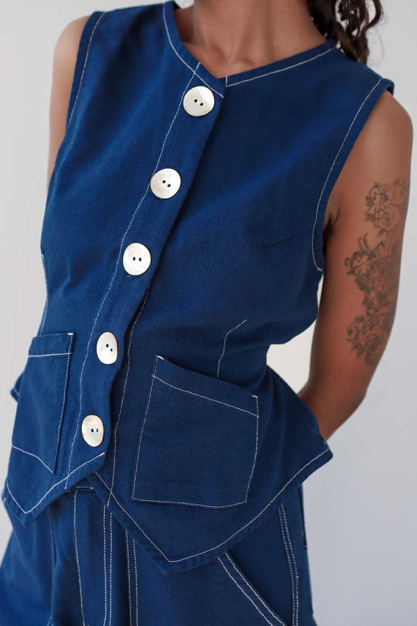 Noble Shell Flared Vest - Navy