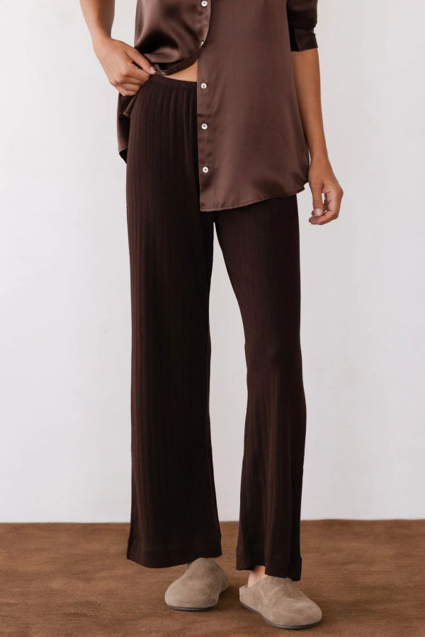 Donni. The Pointelle Simple Crop Pant - Espresso