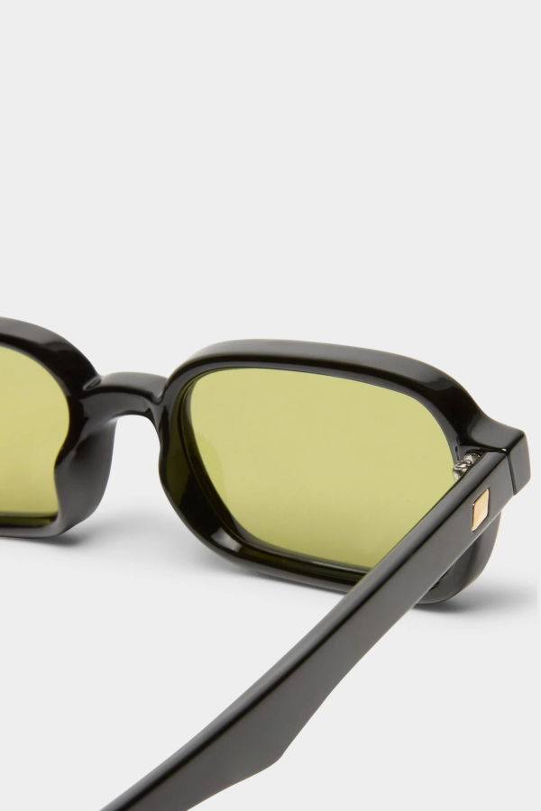 Le Specs Pilferer Sunglasses - Black/Olive