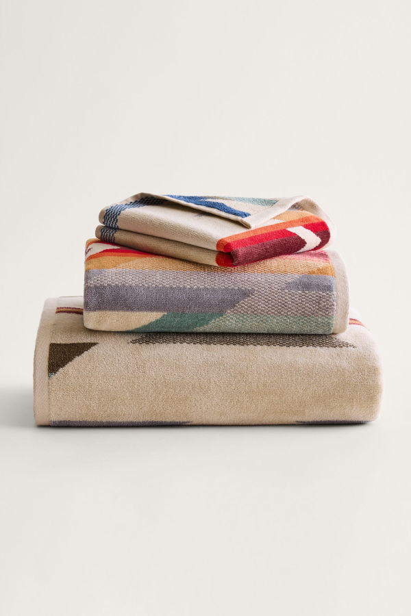 Pendleton Wyeth Trail Bath Towel Collection