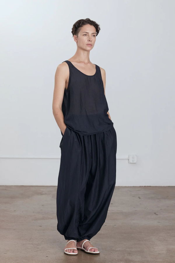 Black Crane Akari Pants