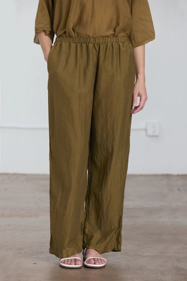 Black Crane Straight Pants