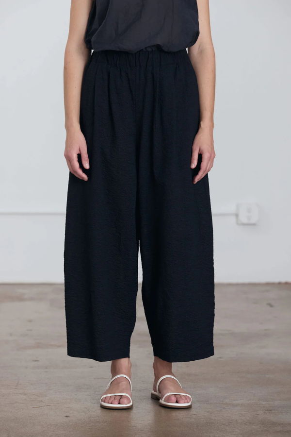 Black Crane Wide Pants