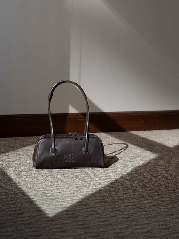 Marge Sherwood Veg Tan Leather Soft Boston EW Bag - Sepia Pull Up