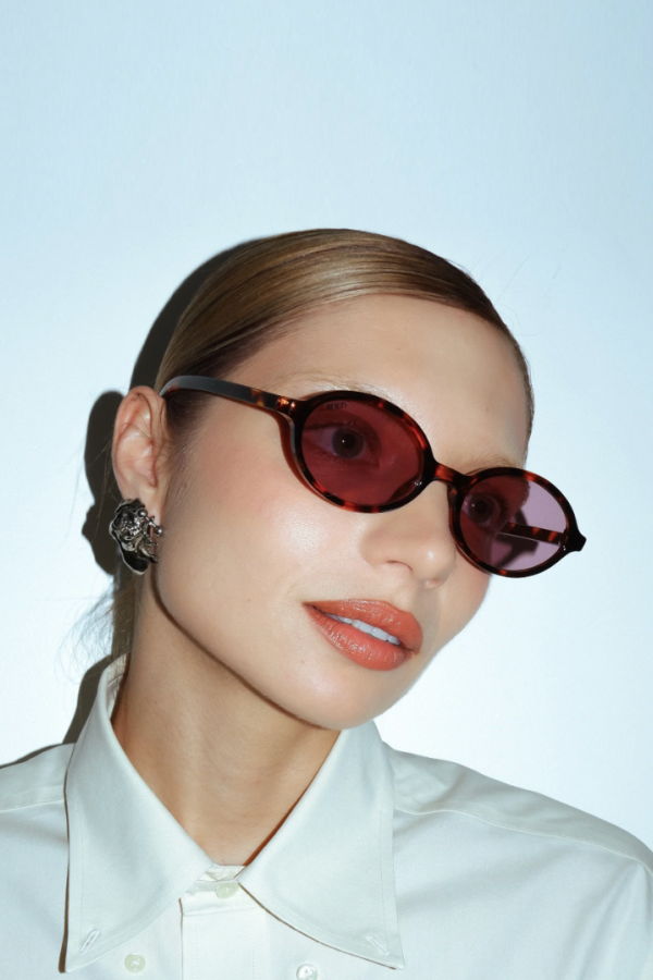 Reality Eyewear Turtle Lilac Bessette Sunglasses