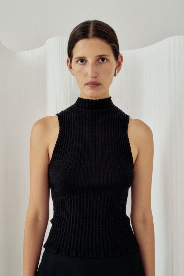 Sayaka Davis Wavy Rib Mockneck Tank