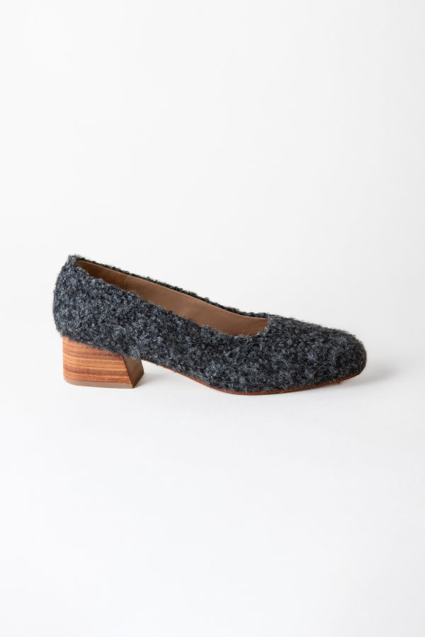 Huma Blanco Luisa Low Heel Charcoal Alpaca Heels