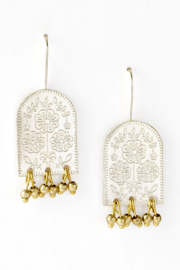 Matr Boomie Haveli Etched Statement Earrings