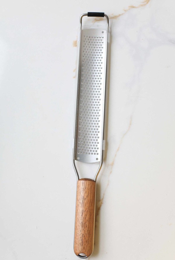Fodory Long Handle Cheese Grater: Coarse