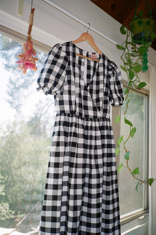Lisa Says Gah For Garmentory | Topanga Midi Dress - Black +