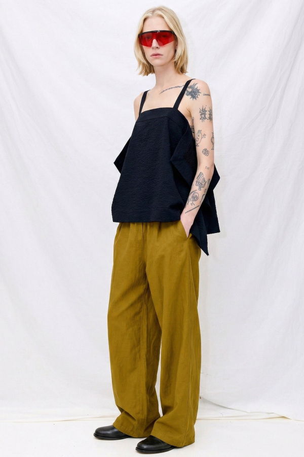 Black Crane Midnight Paper Top