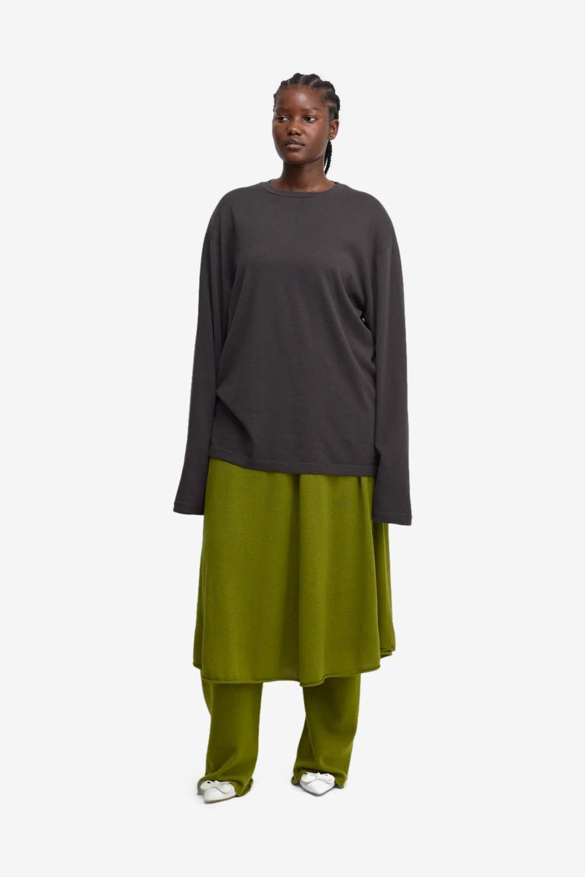 Extreme Cashmere N°452 Rock Long Sleeve T-Shirt - Mud - Image 2 of 3