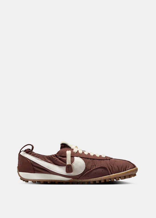 Nike x Jacquemus Moon Sneakers Nike x Jacquemus Moon Sneakers