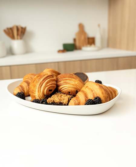 Stussy Stssy 8 Ball Cookie Jar - Black/White | Garmentory