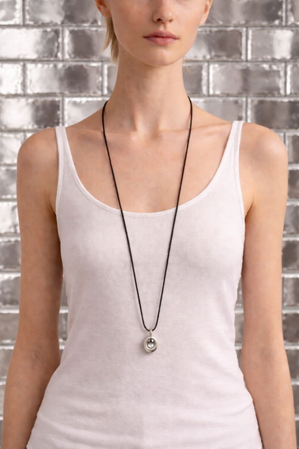 MAANCY Mirror Leather Cord Necklace