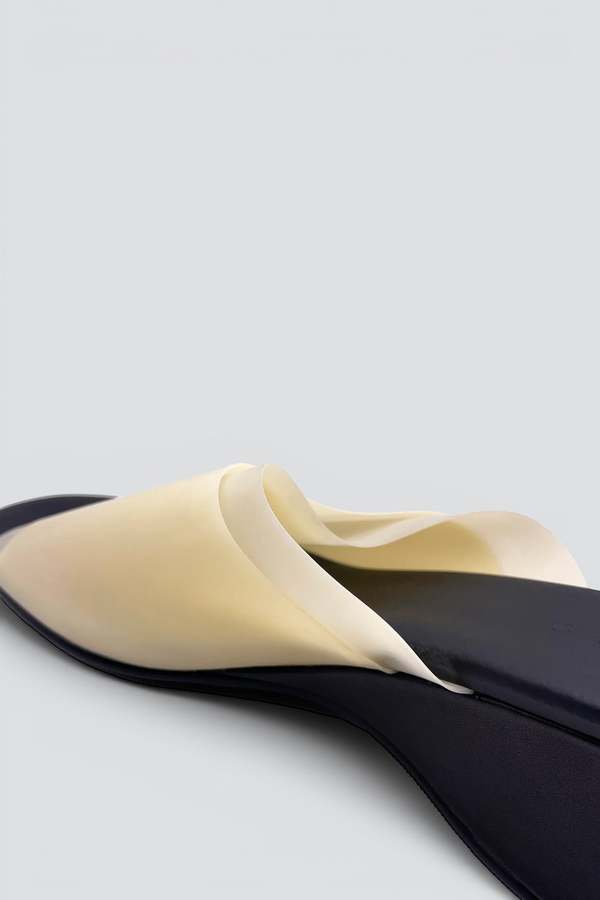 HOPP Natural Nana Latex Slide