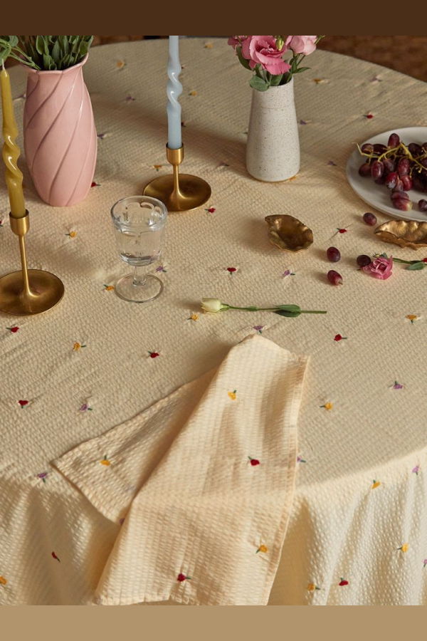 Mosey Me Forget Me Not Embroidered Napkin Set