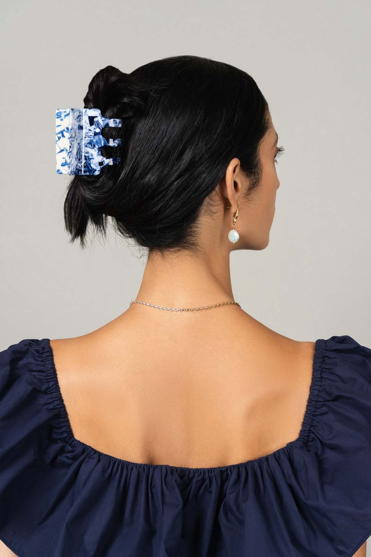 MLE Gemini Claw Hair Clip - Image 2 of 5