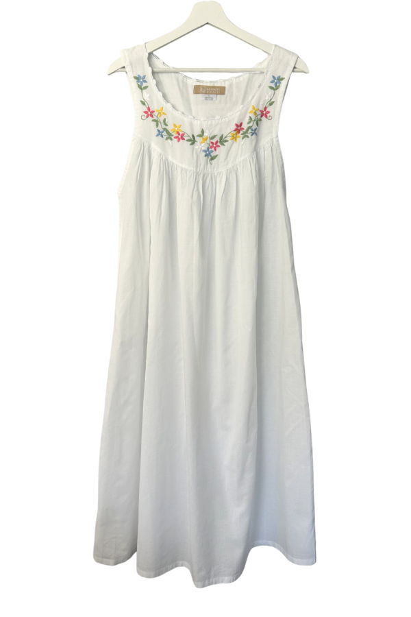 Maison d'Haiti Mixed Flower Garland Nightgown