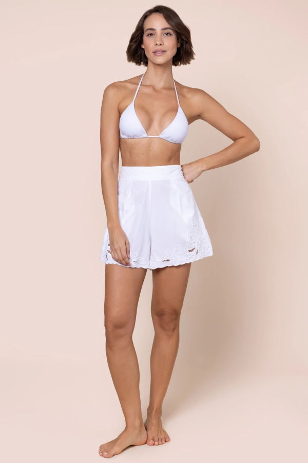 Juliet Dunn Cut-Out Embroidered Shorts - White