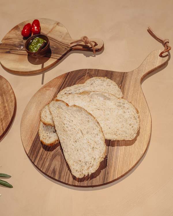 Une Vie Nomade Round Cutting Boards - Walnut