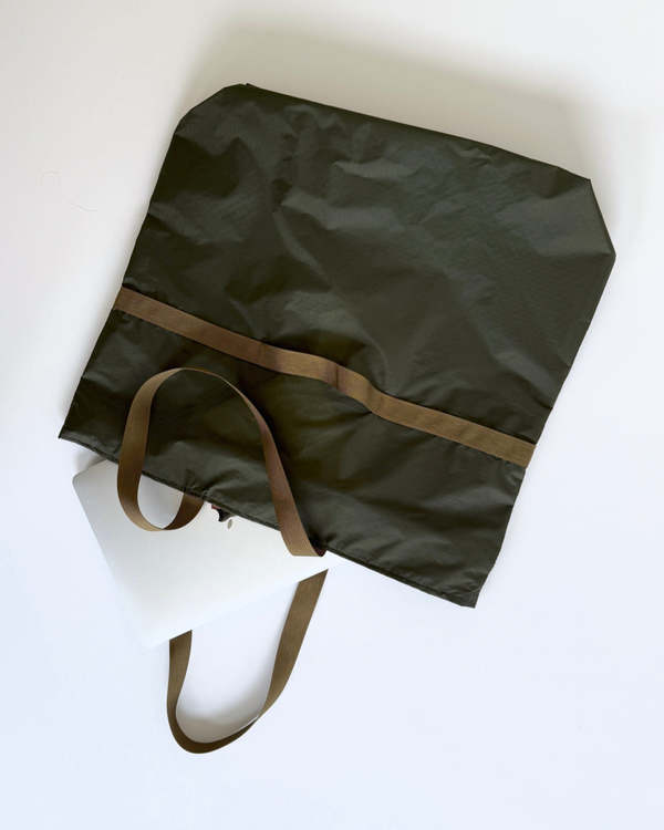 8.6.4 Ripstop 2-Way Tote - Olive 8.6.4 Ripstop 2-Way Tote - Olive