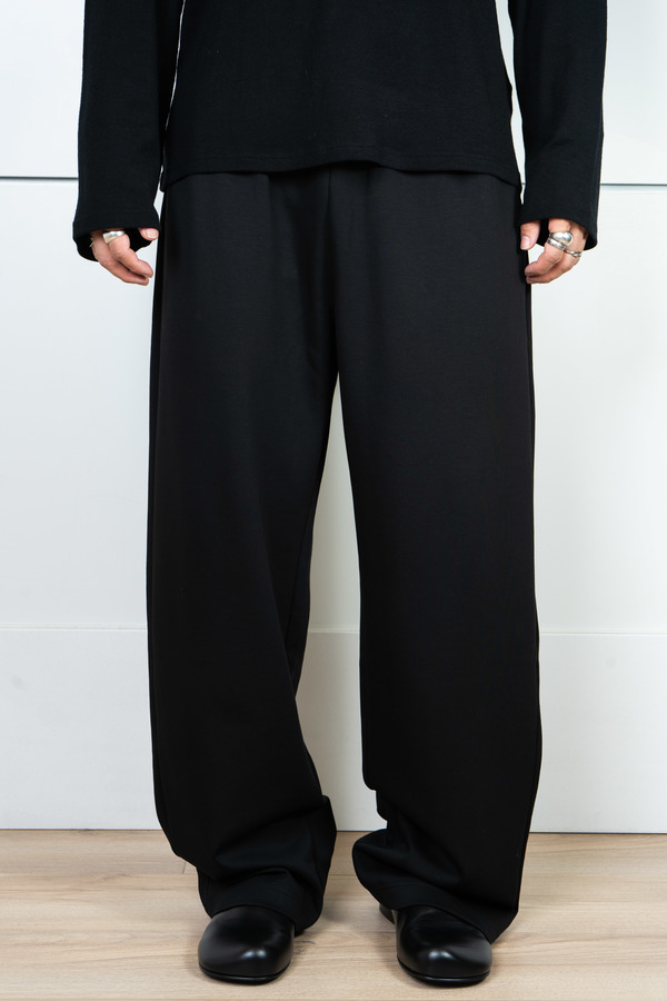 MONODY SILHOUETTE Toliver Pants MONODY SILHOUETTE Toliver Pants