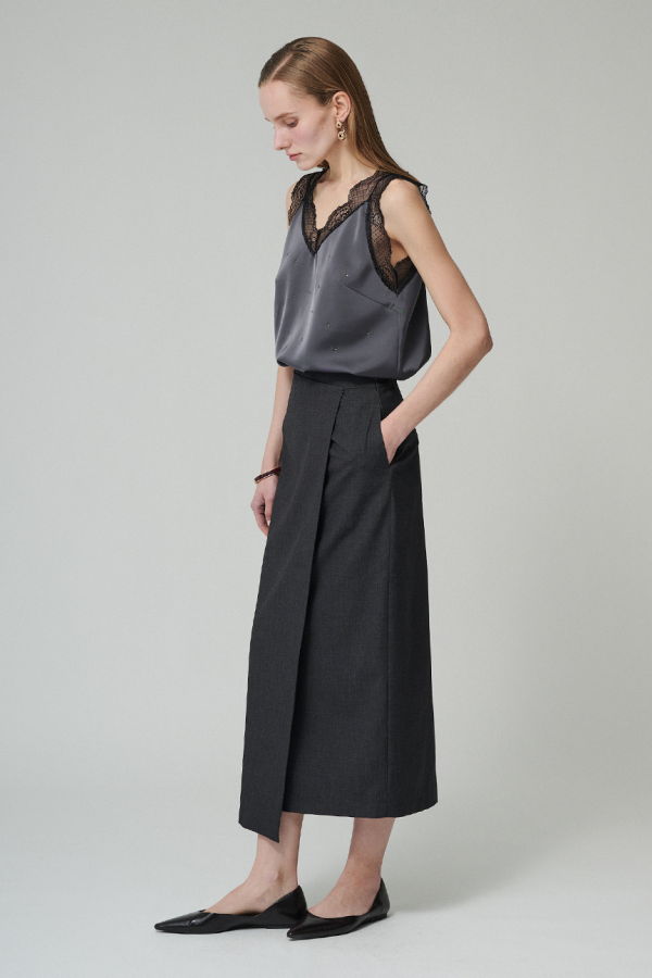 MAISON DE INES LACED V-NECK SLIP TANK