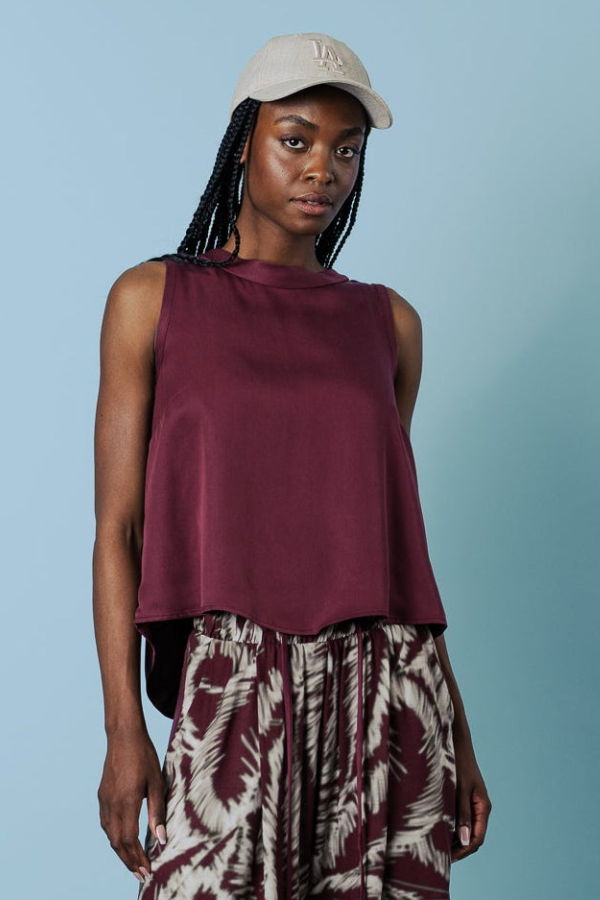 BODYBAG by Jude Calypso Bermuda Shorts - Burgundy