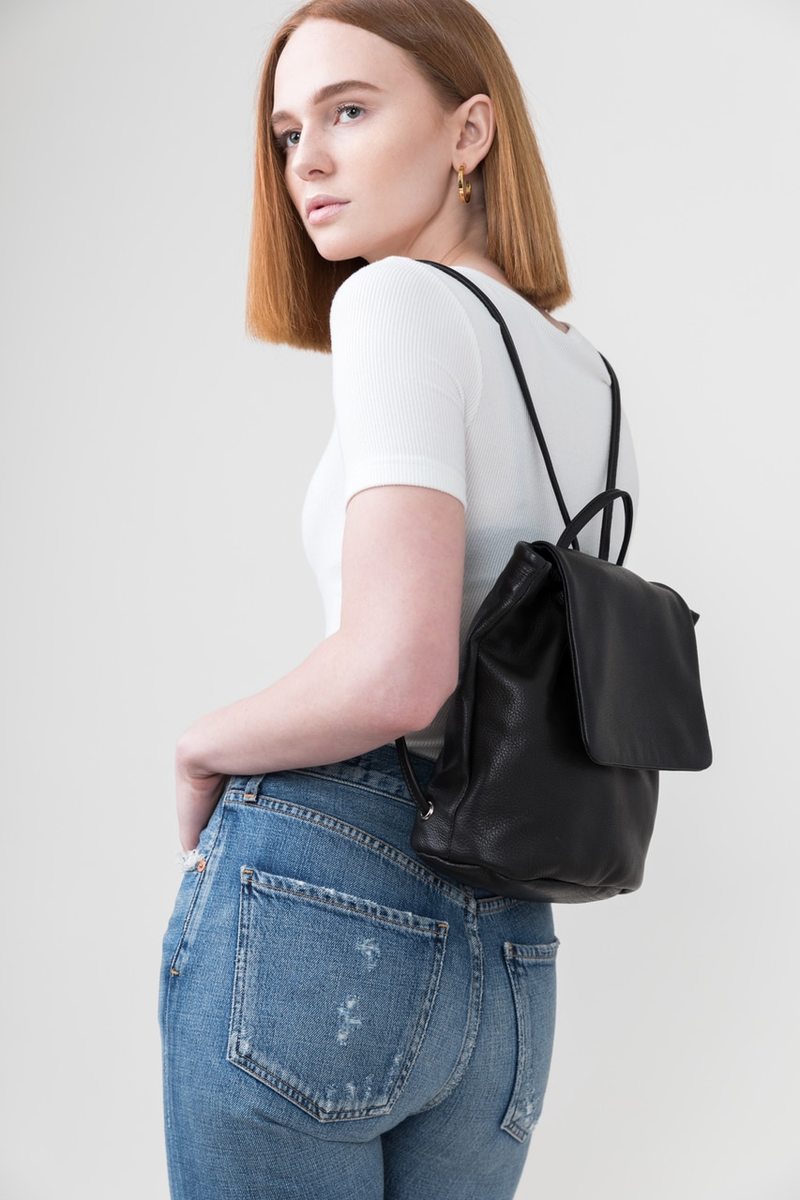 backpack leather outnet Rich Black Handcrafted Model:JIS66MHF Wire reel The interior is lined SwissGear Laptop Backpack -