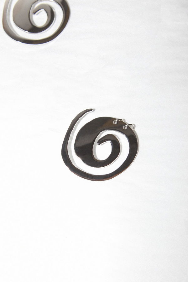 KkCo Pierced Spiral Brooch - Silver