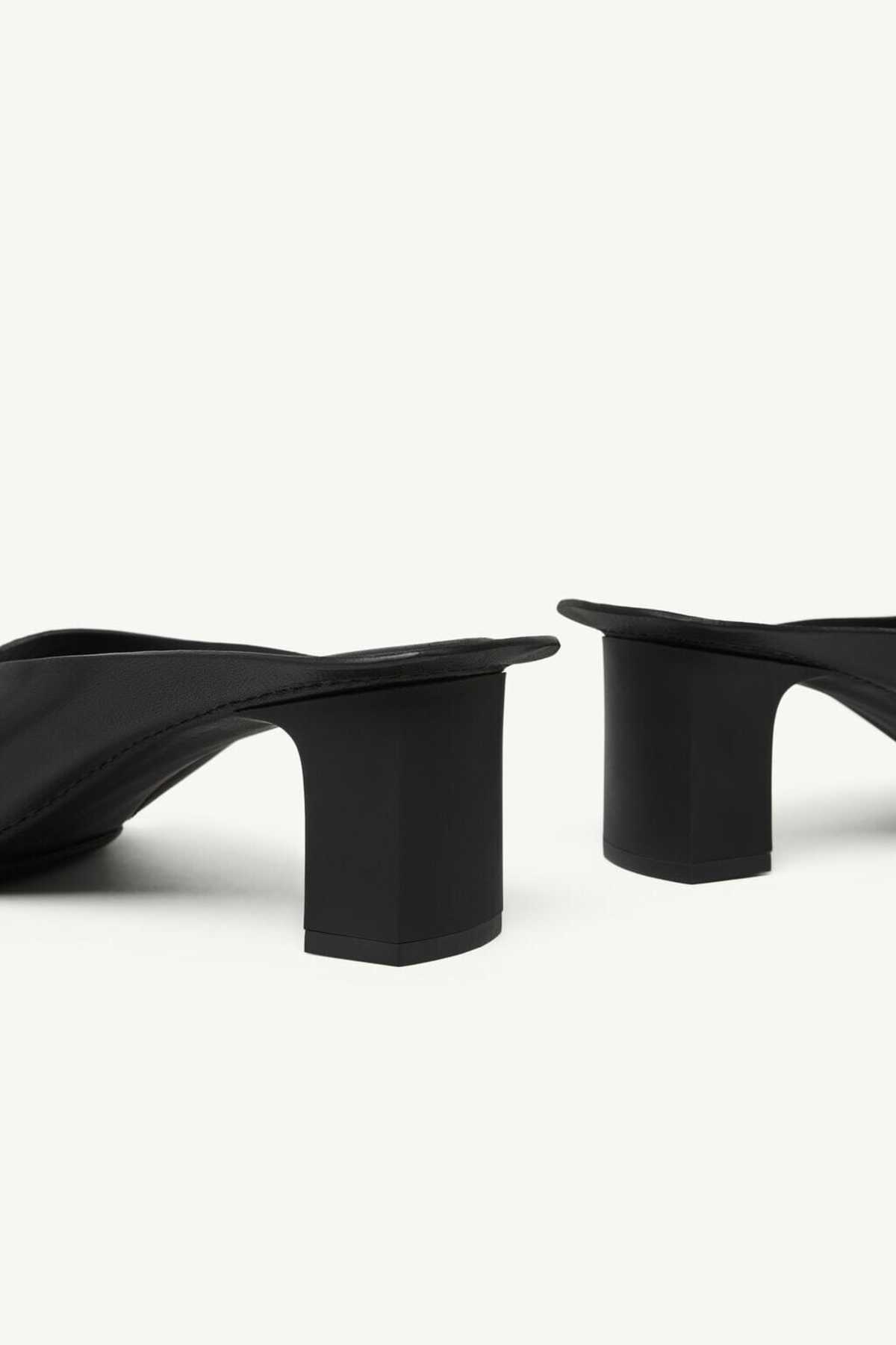 MM6 Maison Margiela Anatomic Leather Flip Flop Mules - Image 3 of 5
