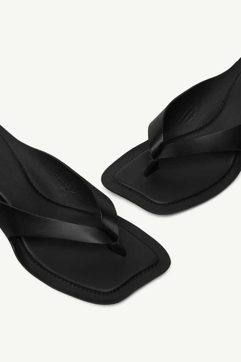 MM6 Maison Margiela Anatomic Leather Flip Flop Mules